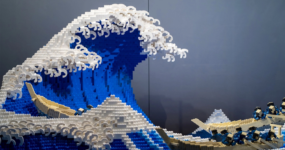 Artista Recria A ‘Grande Onda’ De Hokusai Com 50 Mil Blocos De Lego